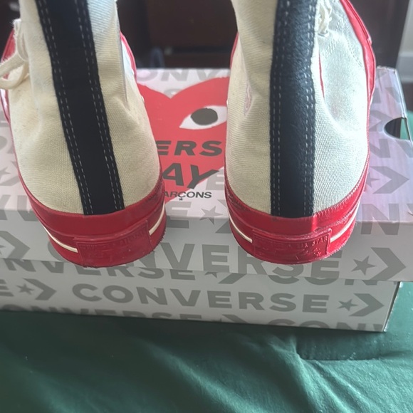 Converse x Comme des Garçons Red and Cream Sneakers - Picture 6 of 7